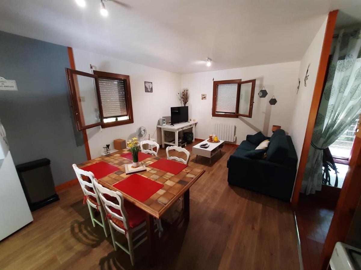 Chalet isolé a 2km de Sarlat Villa Saint-Andre-d'Allas Kültér fotó